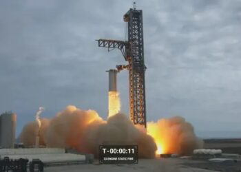 SpaceX successfully test fires Starship booster in last key step before orbital launch