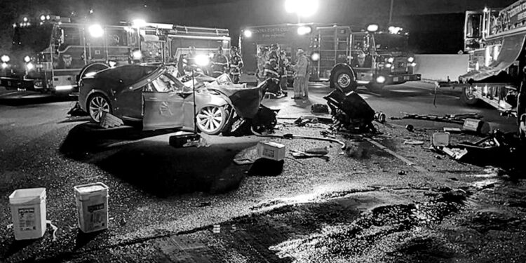 Driver in recalled Model S Tesla killed after ploughing into a firetruck