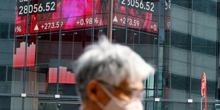 Asian stocks follow Wall St up ahead of US inflation update