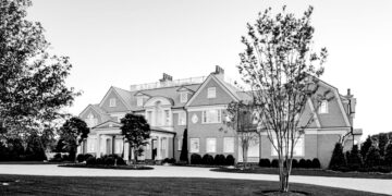 Luxury home sales plunge 45%, with Miami and the Hamptons hit hardest