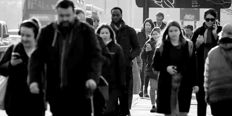 UK workers £11k worse off after years of wage stagnation