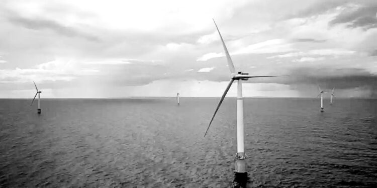 Scotland to earn £260m from floating windfarms powering North Sea rigs