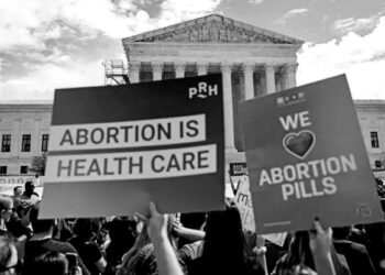 Supreme Court maintains full access to abortion pill mifepristone until at least Friday