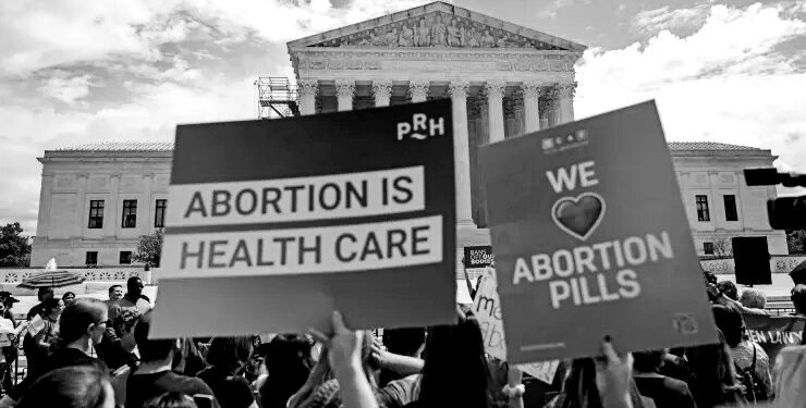 Supreme Court maintains full access to abortion pill mifepristone until at least Friday