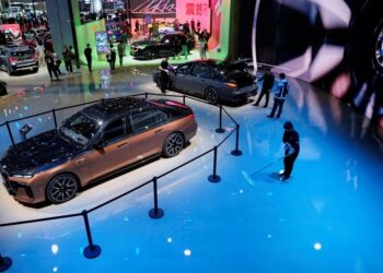 BMW skids into ice cream melee at Shanghai auto show