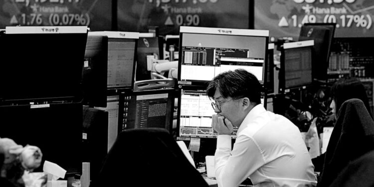 Asian shares higher after report shows resilience in US jobs