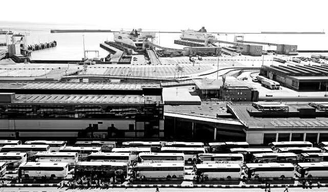 Brexit to blame for Dover chaos hitting Easter trips