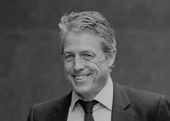 Hugh Grant claims the Sun burgled his flat to obtain private information