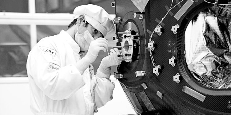 Tokyo company aims to be 1st business to put lander on moon