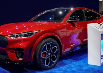 First driverless car approved for British motorways