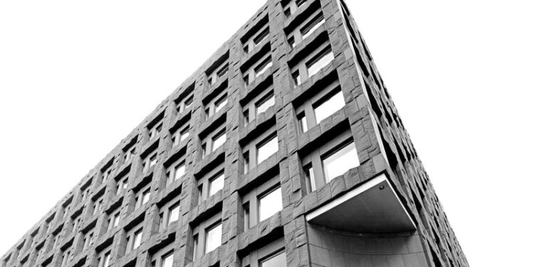 Swedish Inflation falls more than expected