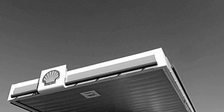 How Shell cashed in on dubious carbon offsets from Chinese rice paddies