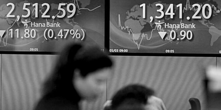 Asian markets track Wall Street decline