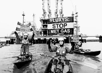 Greenpeace activists held in Belgium after occupying gas terminal