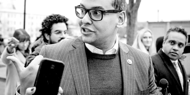 The case against serial liar George Santos is a slam dunk, legal experts say