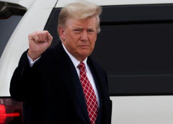 Donald Trump visits golf courses in Scotland