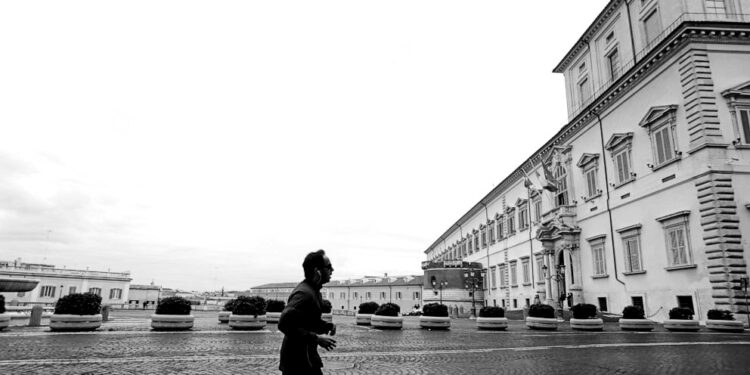 Zelenskyy meets Pope Francis at Vatican and seeks backing for Ukraine’s peace plan