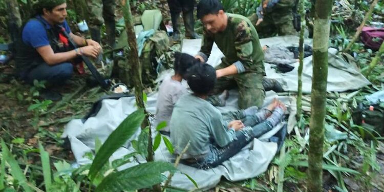 Four children missing in jungle after Colombia plane crash found alive after 40 days