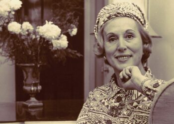 Estée Lauder: The timeless legacy of beauty and innovation