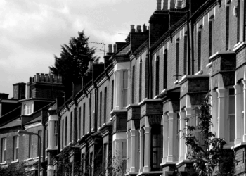 UK homeowners face a huge rise in payments when fixed-rate mortgages expire