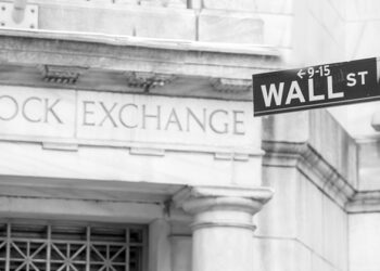 Fading risks, fear of missing out may fuel US stocks after near 20% rally