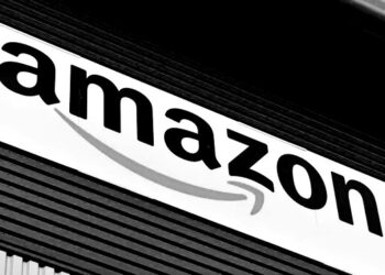 Amazon’s main UK division pays no corporation tax for second year in a row