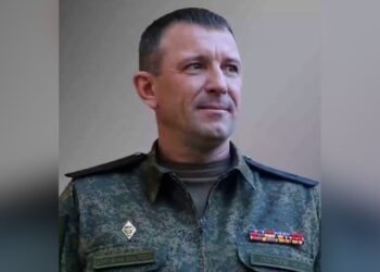 A Russian general says he was fired after accusing the defense minister of treachery