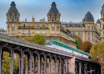 Six of the most spectacular Paris Métro stations