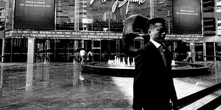 Asian shares rise on optimism over Wall Street rally