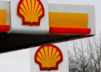 Shell CEO calls it ‘irresponsible’ to cut oil production now