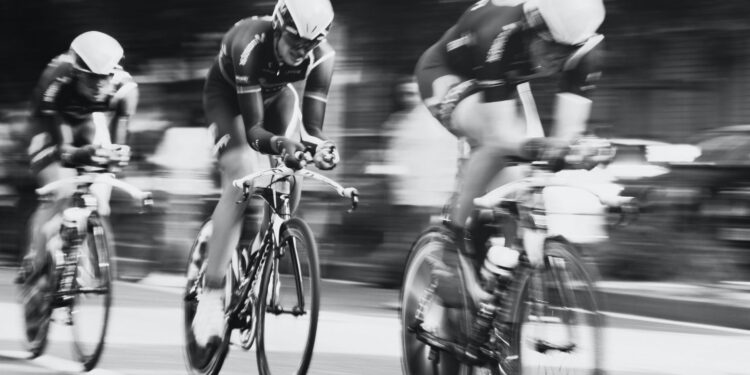 Almost half of enterprises risk ‘falling behind’ on AI