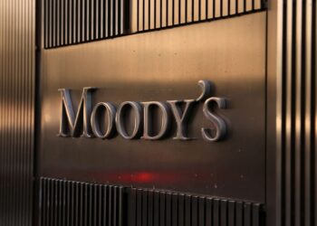 Moody’s downgrades US banks, warns of possible cuts to others