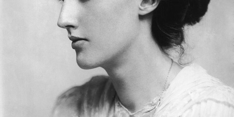 Virginia Woolf: Illuminating Human Consciousness and Challenging Norms