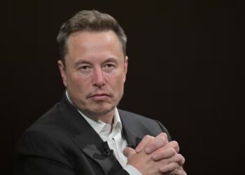 Elon Musk ordered Starlink to be turned off during Ukraine offensive, book says
