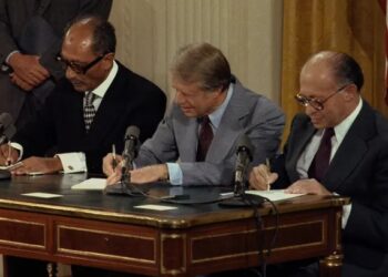 An diesem Tag im Jahr 1978: Anwar Sadat und Menachem Begin erhalten den Friedensnobelpreis