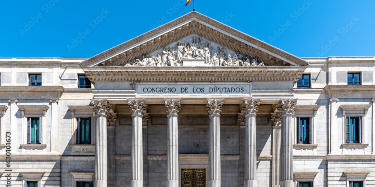 Spain’s acting government to push for a 37½-hour workweek. That’s if it can remain in power