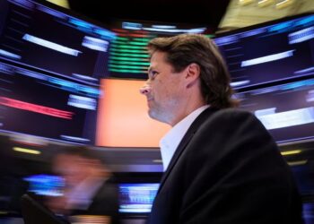 Auto DUS – Falling stocks, climbing mortgage rates: how 5% Treasury yields could roil marketsraft