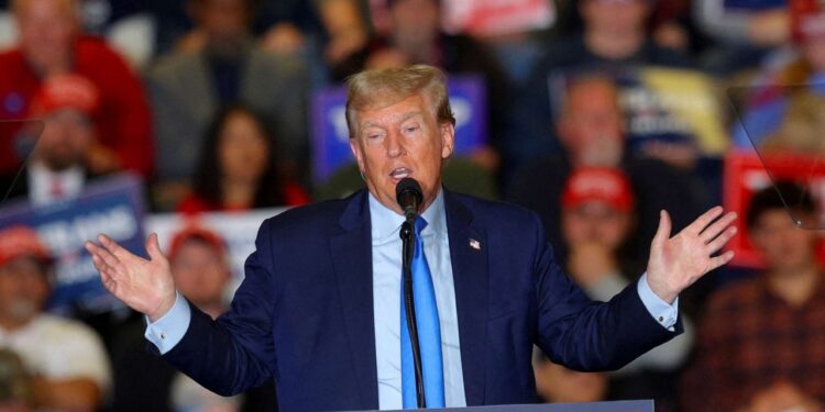 Trump vergleicht politische Gegner mit „Ungeziefer“, das er „ausmerzt“, was Historiker alarmiert