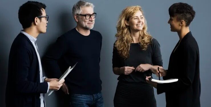 Former CIA agent shares 6 things people with high emotional intelligence always do when talking to others