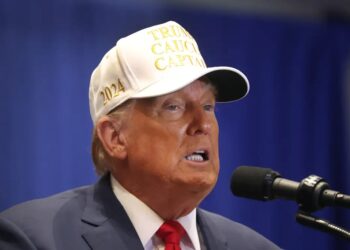 Trump told Iowa supporters ‘it’s worth it’ to go vote for him in the cold, even if they’re ‘sick as a dog’ and die after casting their ballots
