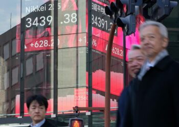 Stock market today: Asian shares retreat after a lackluster day on Wall St, but Tokyo jumps 2%