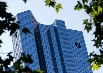 Deutsche Bank to cut 3,500 jobs and reward shareholders