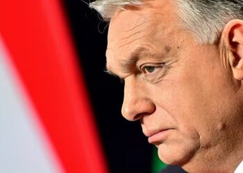 EU leaders enter showdown with Viktor Orbán over €50bn Ukraine package