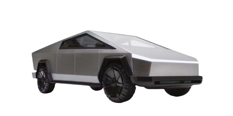 Some Cybertruck owners say their Teslas are starting to rust in the rain