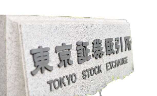 Asian shares drop after disappointing US inflation data sends Dow down