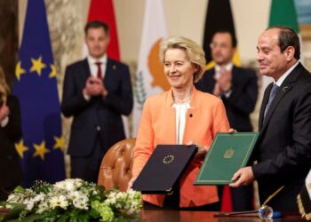 EU seals €7.4bn deal with Egypt in effort to avert another migration crisis