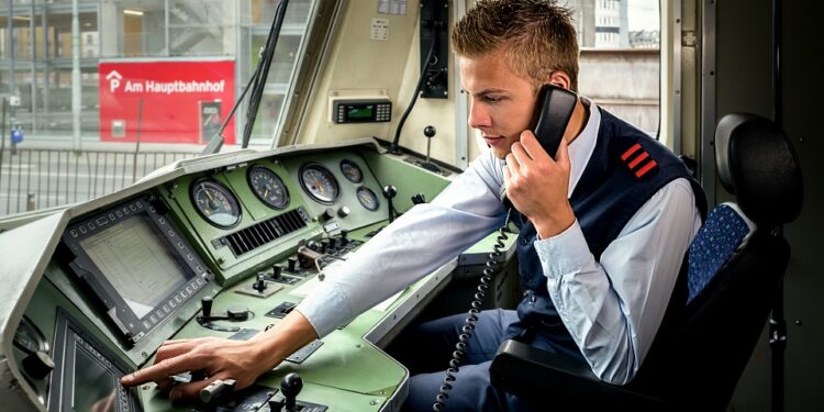 German train drivers’ union and railway operator reach a deal in their long dispute