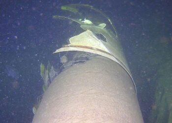 Undersea ‘hybrid warfare’ threatens security of 1bn, Nato commander warns