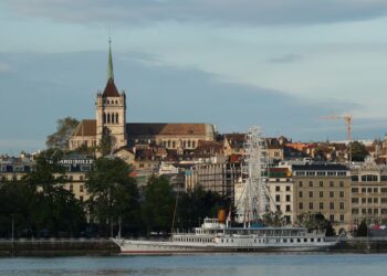 Swiss inflation hits lowest level in two and half years