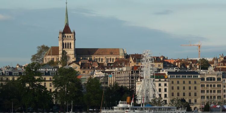 Swiss inflation hits lowest level in two and half years